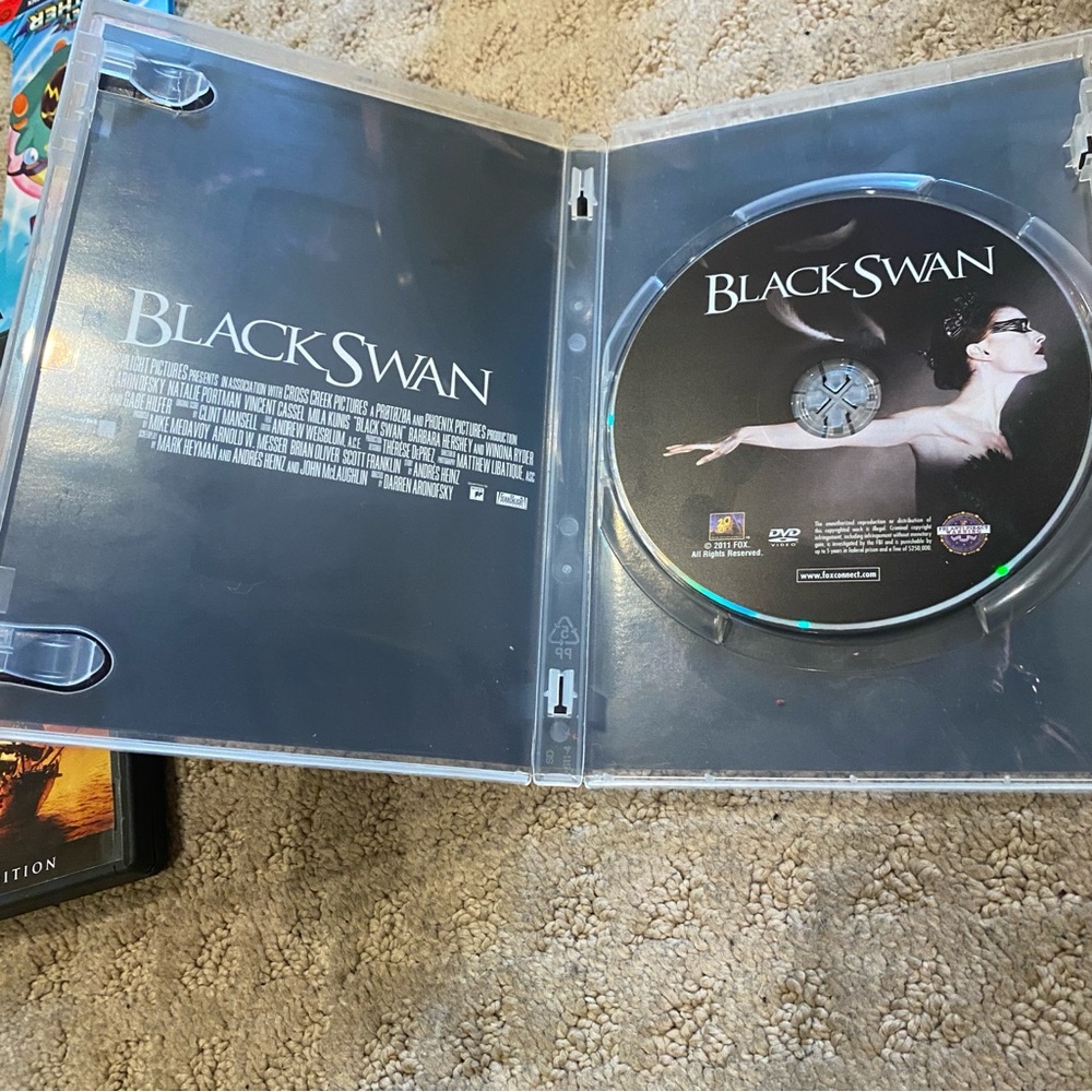 DVD, Black Swan - Picture 3 of 5